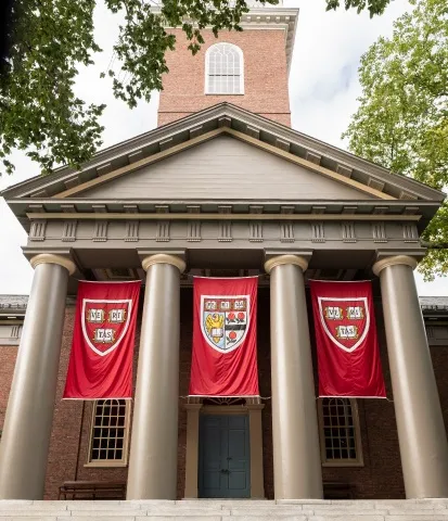 Harvard Campus University